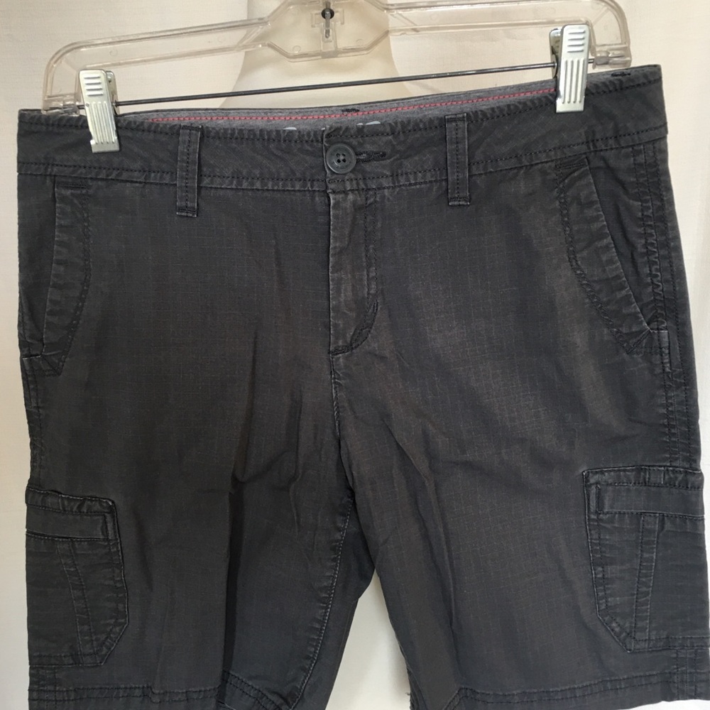 Eddie Bauer - dark gray shorts, slightly curvy - size 2